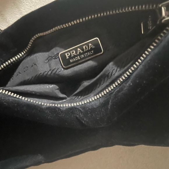 Prada wallet/clutch. - Picture 3 of 6